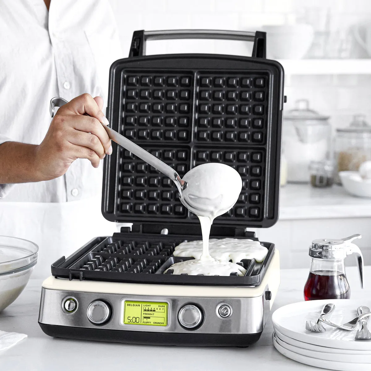 Elite Ceramic Nonstick 4-Square Waffle Maker | Cloud Cream