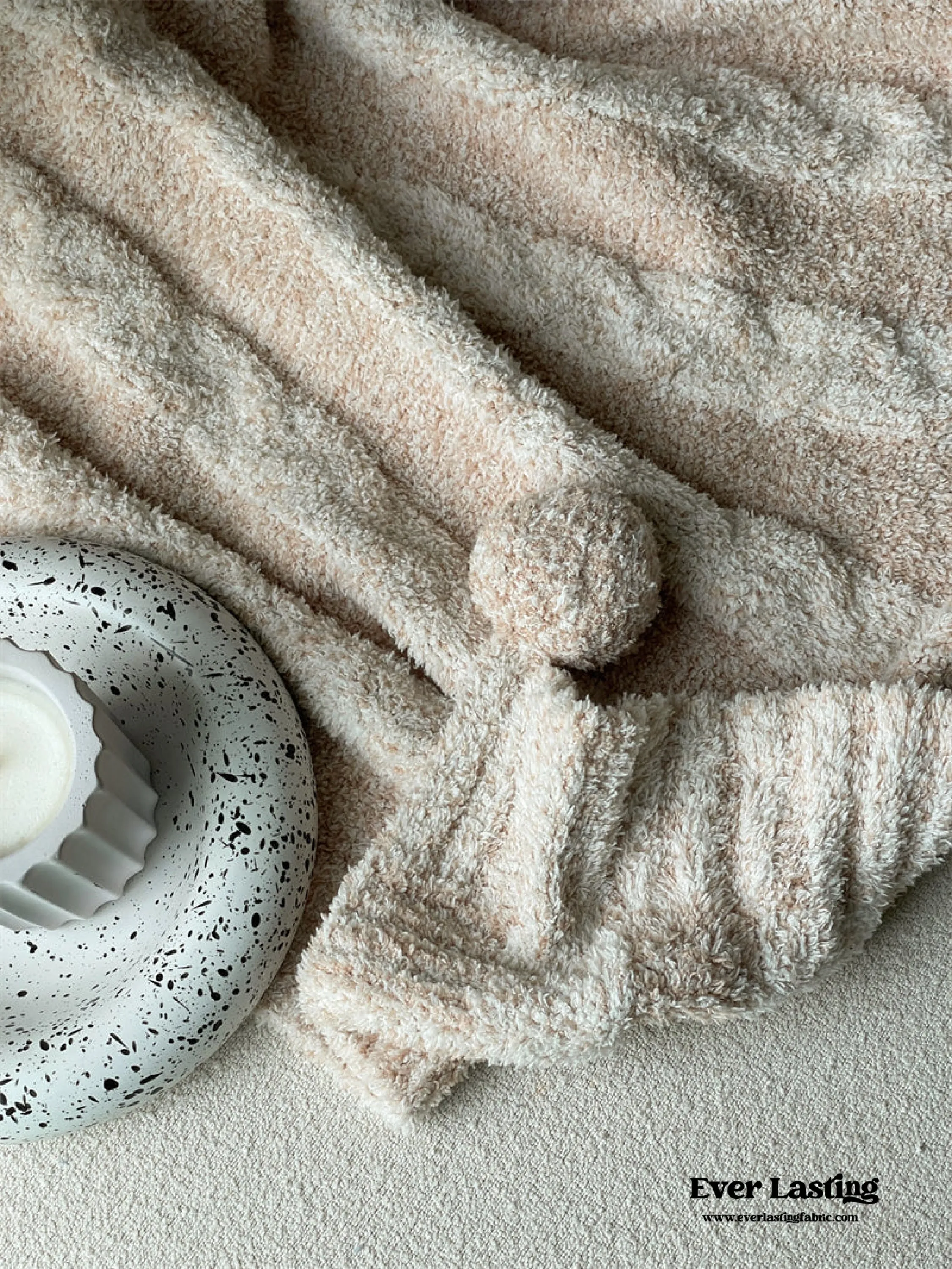 Striped Pom Pom Fluffy Blanket / Pink   White